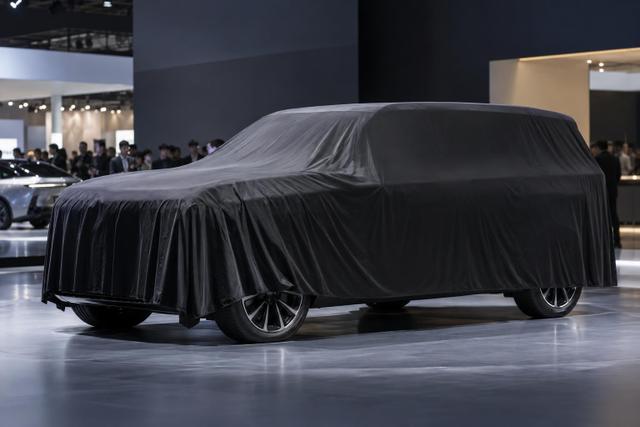 XPENG Confirms Global Launch of the G9L Flagship SUV at the 2026 Paris Motor Show